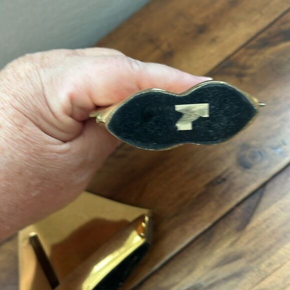 Vintage Mid-century modern brass sailboats 3 total. - Picture 10 of 13